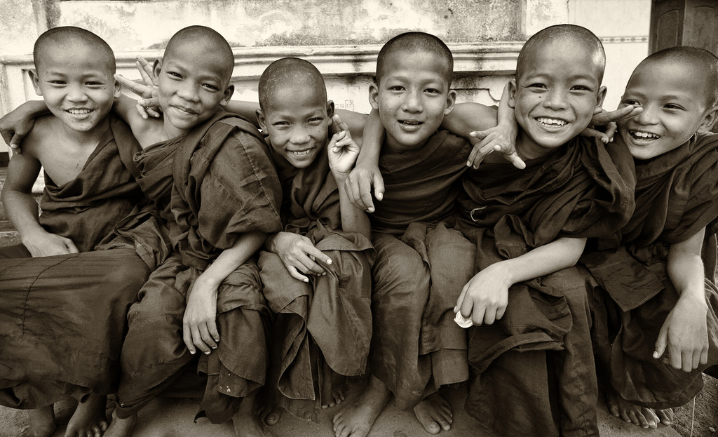 myanmar: monks and novices - dietmar temps